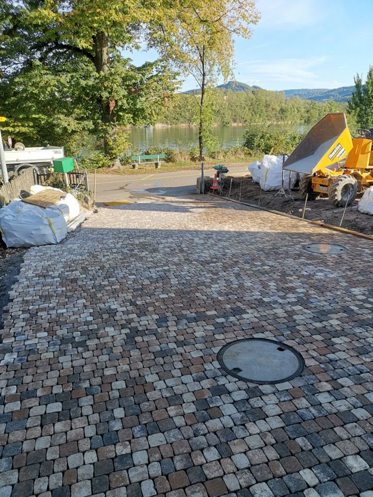 Sacher Gartenbau Beläge