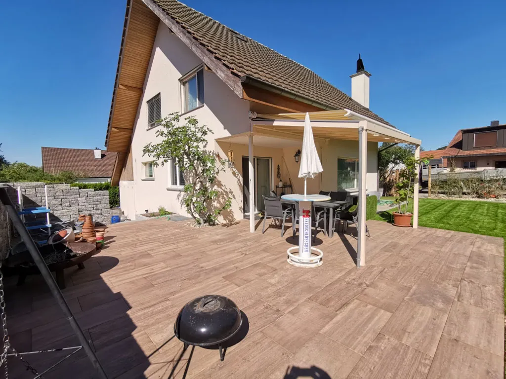 Sacher Gartenbau Beläge