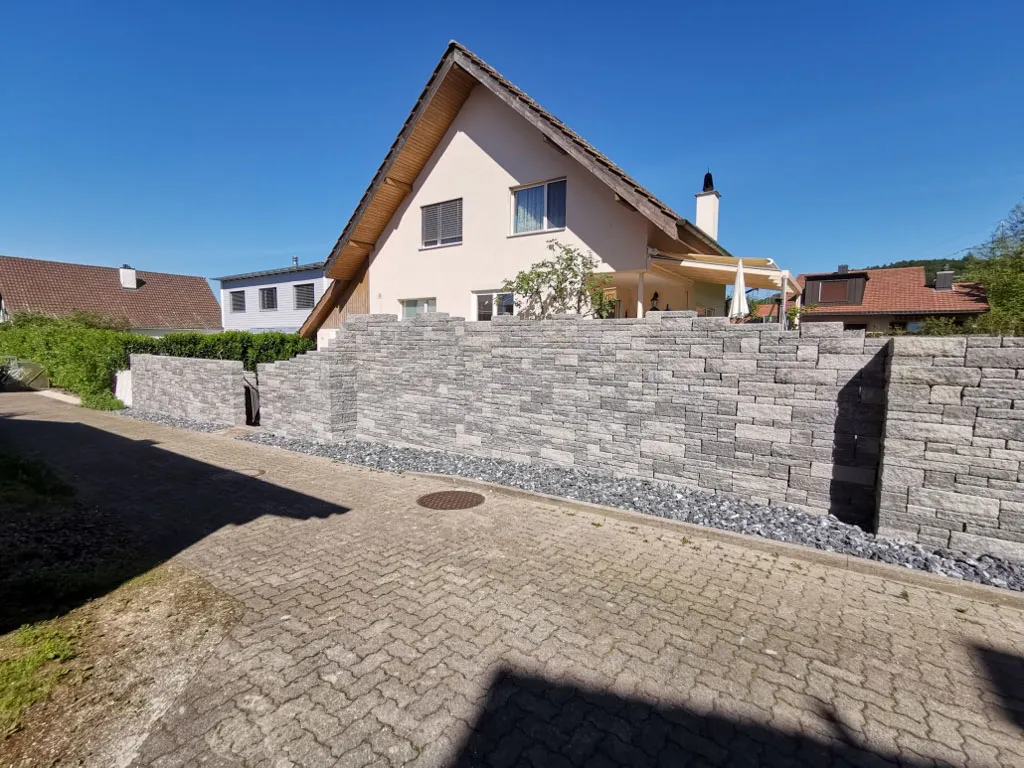 Sacher Gartenbau Mauern