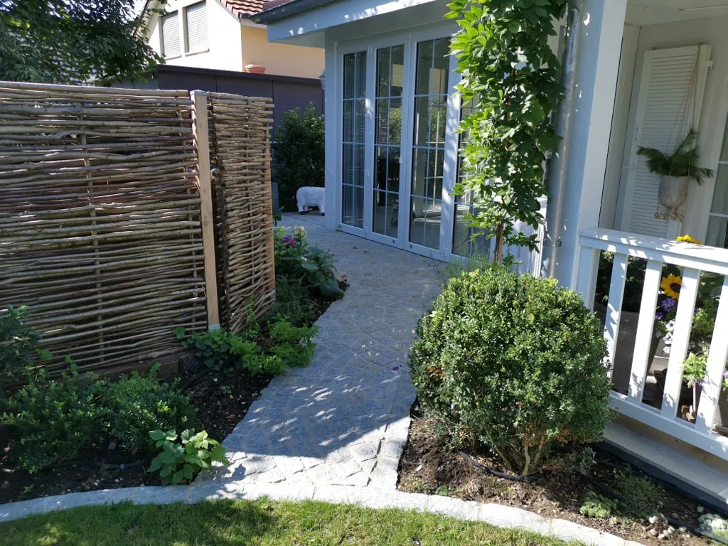 Sacher Gartenbau Sichtschutz