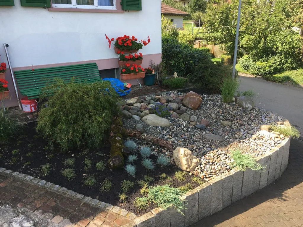 Sacher Gartenbau Steingärten