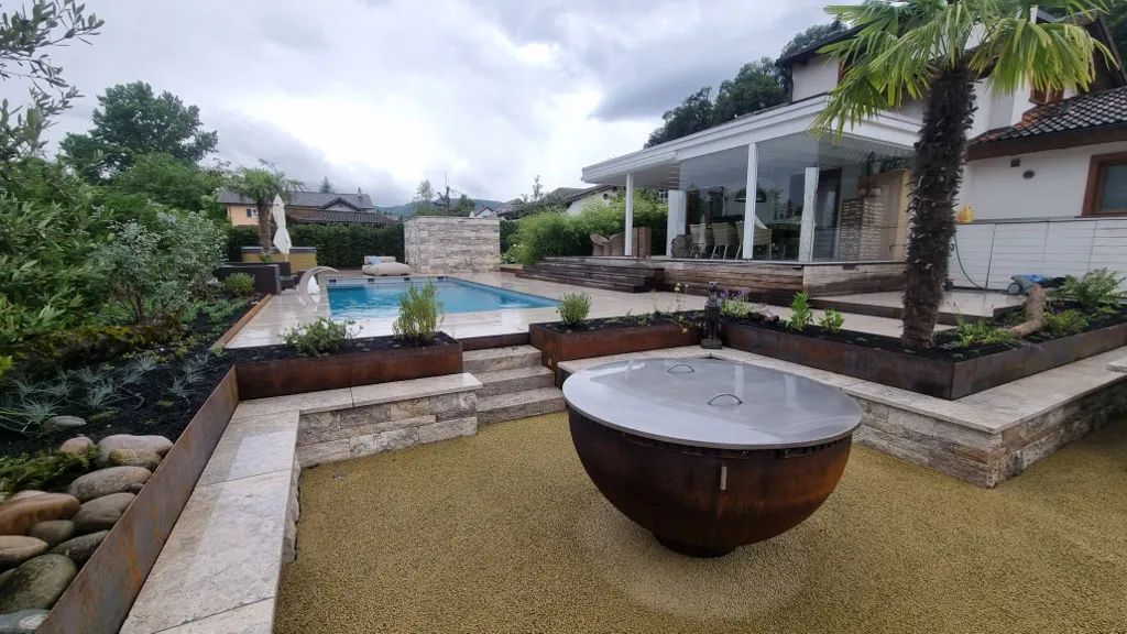 Sacher Gartenbau Wasser im Garten